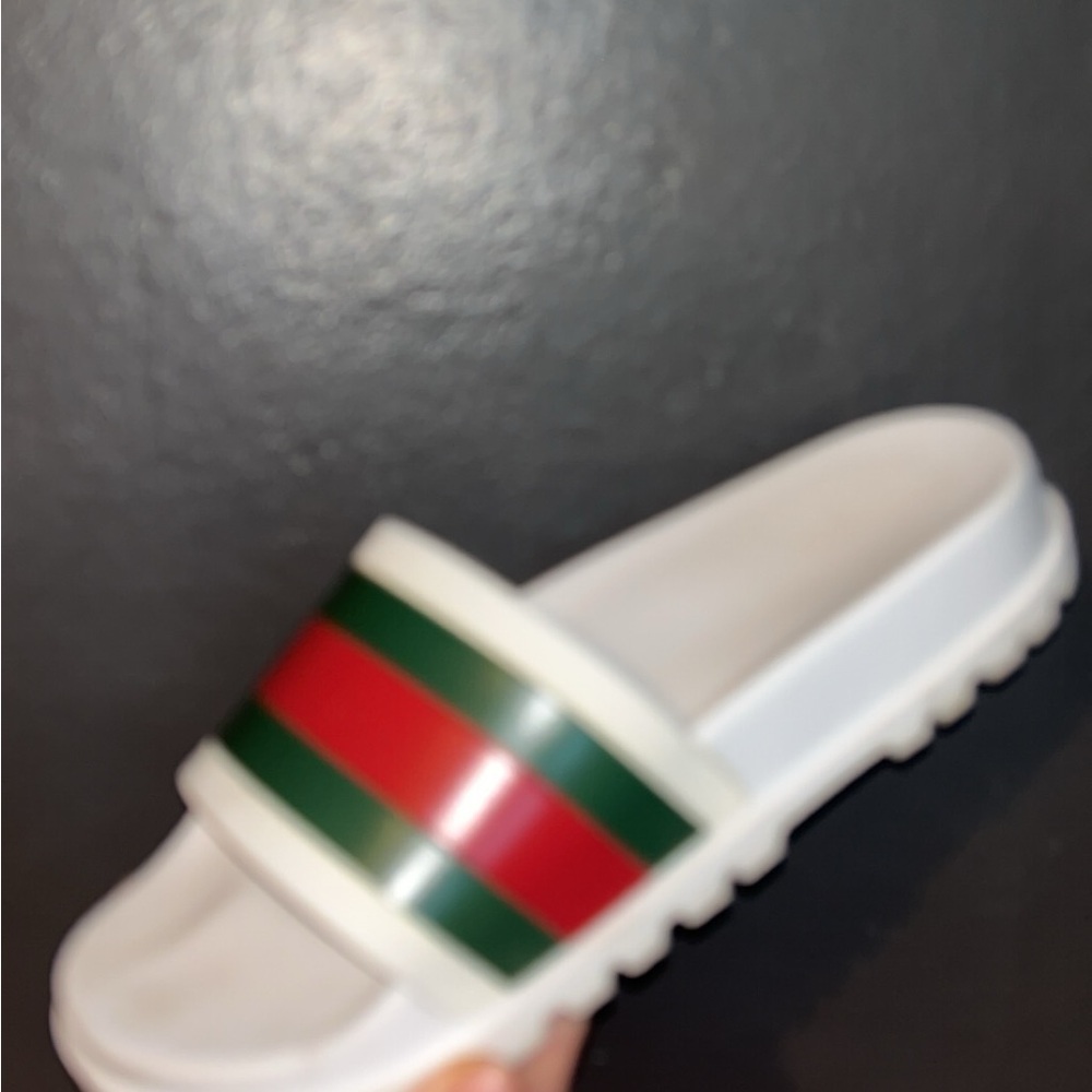 Gucci slides